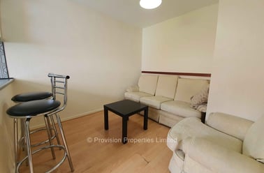 Consort View, Hyde Park, Leeds - Image 3