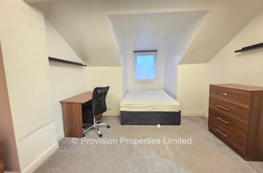 Delph Lane, Rampart Road, Leeds - Image 3