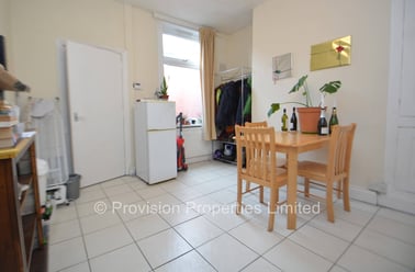 Carberry Terrace, Burley, Leeds - Image 2