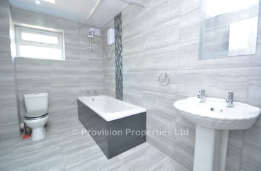 Kendal Lane, Woodhouse, Leeds - Image 3