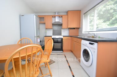 Well Close Rise, Woodhouse, Leeds - Image 2