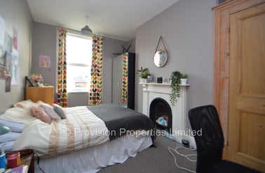Ridgeway Terrace, Rampart Road, Leeds - Image 3