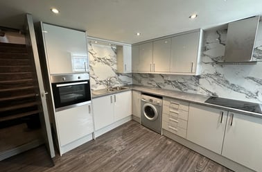 Hessle Place, Hyde Park, Leeds - Image 2