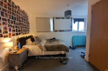 Brudenell Road, Hyde Park, Leeds - Image 3