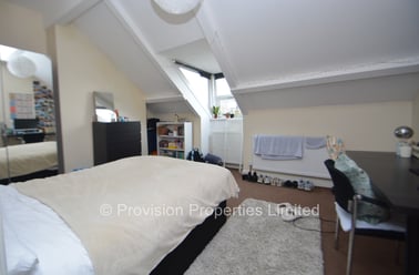 Ridgeway Terrace, Rampart Road, Leeds - Image 2