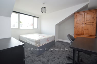 Mayville Place, Burley, Leeds - Image 2