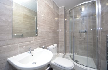 Mayville Place, Burley, Leeds - Image 3