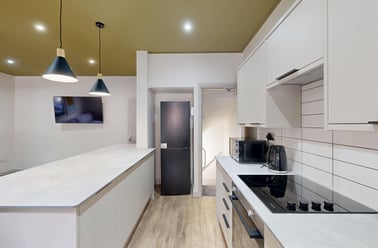 Royal Park Terrace, Hyde Park, Leeds - Image 3