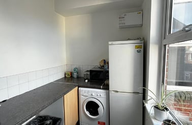 C Peveril Street, Arboretum, Radford, Nottingham - Image 2