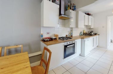 Beeston Road, Dunkirk, Dunkirk, Nottingham - Image 2