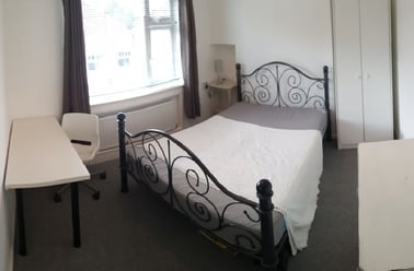 Lower Regent Street, Beeston, Beeston, Nottingham - Image 3