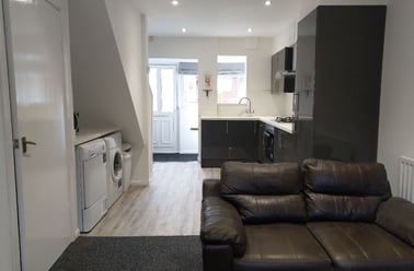 Fladbury Crescent, Selly Oak, Selly Oak, Birmingham - Image 3