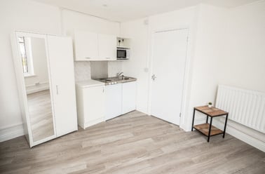 Raddlebarn Court, Selly Oak, Selly Park, Birmingham - Image 2