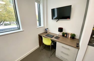 F17 - 54 George Road, Five Ways, City Centre, Birmingham - Image 2