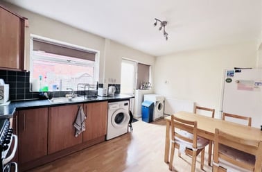 Abbey Bridge, Lenton, Lenton, Nottingham - Image 3