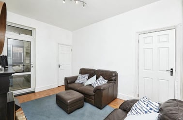 Slack Lane (D), California, California, Nottingham - Image 3