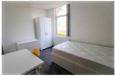 Arley Road (R5), Selly Oak, Selly Park, Birmingham - Image 2