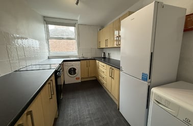 Thomas Place (S), Arboretum, Radford, Nottingham - Image 3