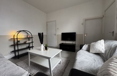 Junction Street, California, California, Nottingham - Image 3