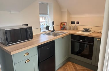 U 71 Raddlebarn Road, Selly Oak, Selly Park, Birmingham - Image 2