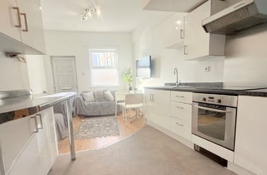 Alfreton Road,, Radford, Nottingham - Image 3