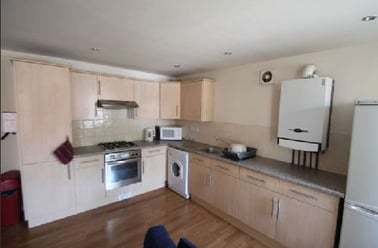 Chapel Court, Lenton, Lenton, Nottingham - Image 2