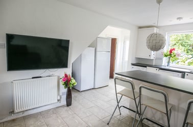 Leahurst Crescent, Harborne, Harborne, Birmingham - Image 3