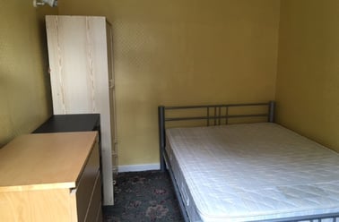 Ilkeston Road, Lenton, Radford, Nottingham - Image 2