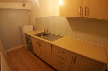 Swinton Grove, Ardwick, Manchester - Image 2