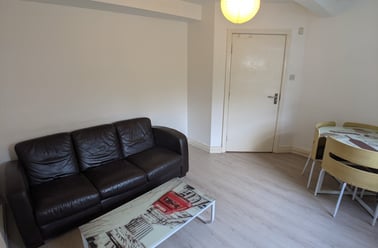 Swinton Grove, Ardwick, Manchester - Image 2