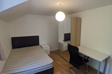 Ladybarn Road, Fallowfield, Manchester - Image 3