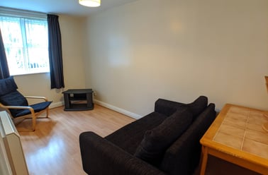 208 Plymouth Grove, Ardwick, Manchester - Image 2