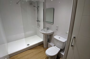 Oxford Road, Chorlton on Medlock, Manchester - Image 3