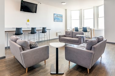 Bronze Double Room with View, Alexandra Hall, Victoria Terrace, City Centre, Aberystwyth - Image 2