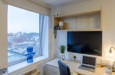 Bronze 6-7 Bed Room, The Glasshouse, Union Road, City Centre, Nottingham - Image 2