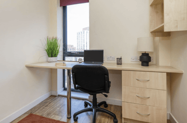 Silver Ensuite, Rockingham House, Broad Lane, City Centre, Sheffield - Image 2