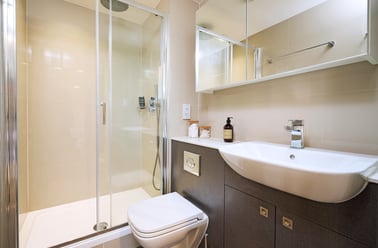 Deluxe, Lawrence Street, York - Image 2