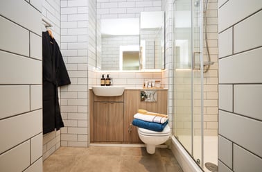 Premium Plus, St Albans, Cross Belgrave Street, New Briggate, Leeds - Image 2