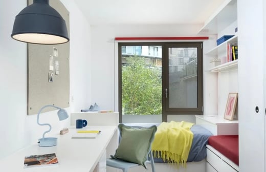 Medium En Suite