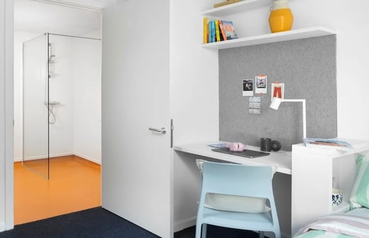 Accessible En Suite