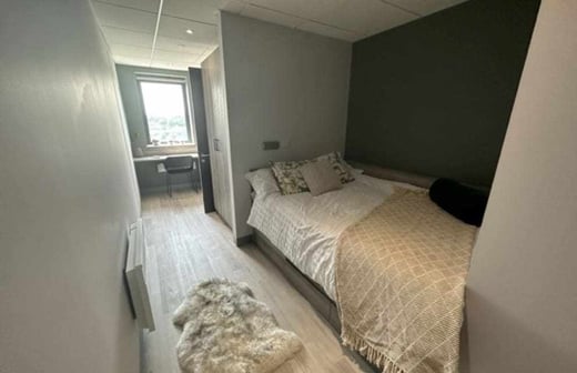 Superior En-suite