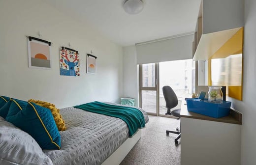 5-Bed Upper Floor Ensuite