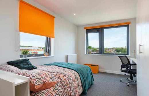 4-Bed Large Premium Ensuite