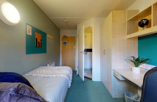 Classic En Suite
