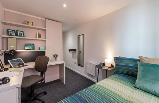 4 Bedroom Apartment Premium Ensuite