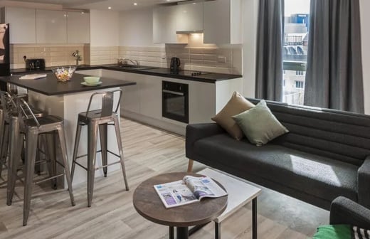 Deluxe Ensuite