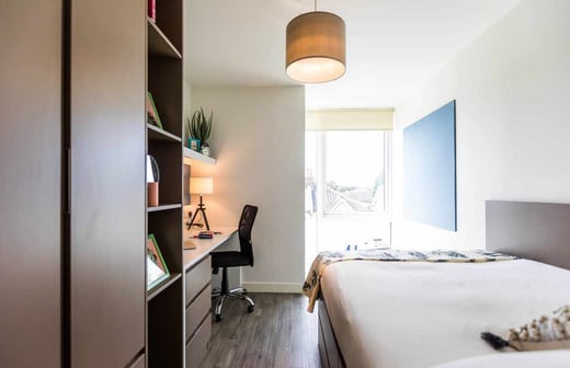 Gold Ensuite