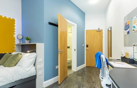 Standard En Suite