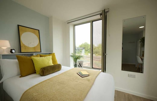 Platinum Ensuite