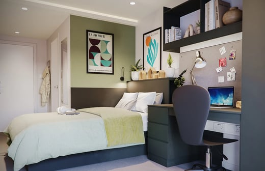 12 Bed En-Suite Plus